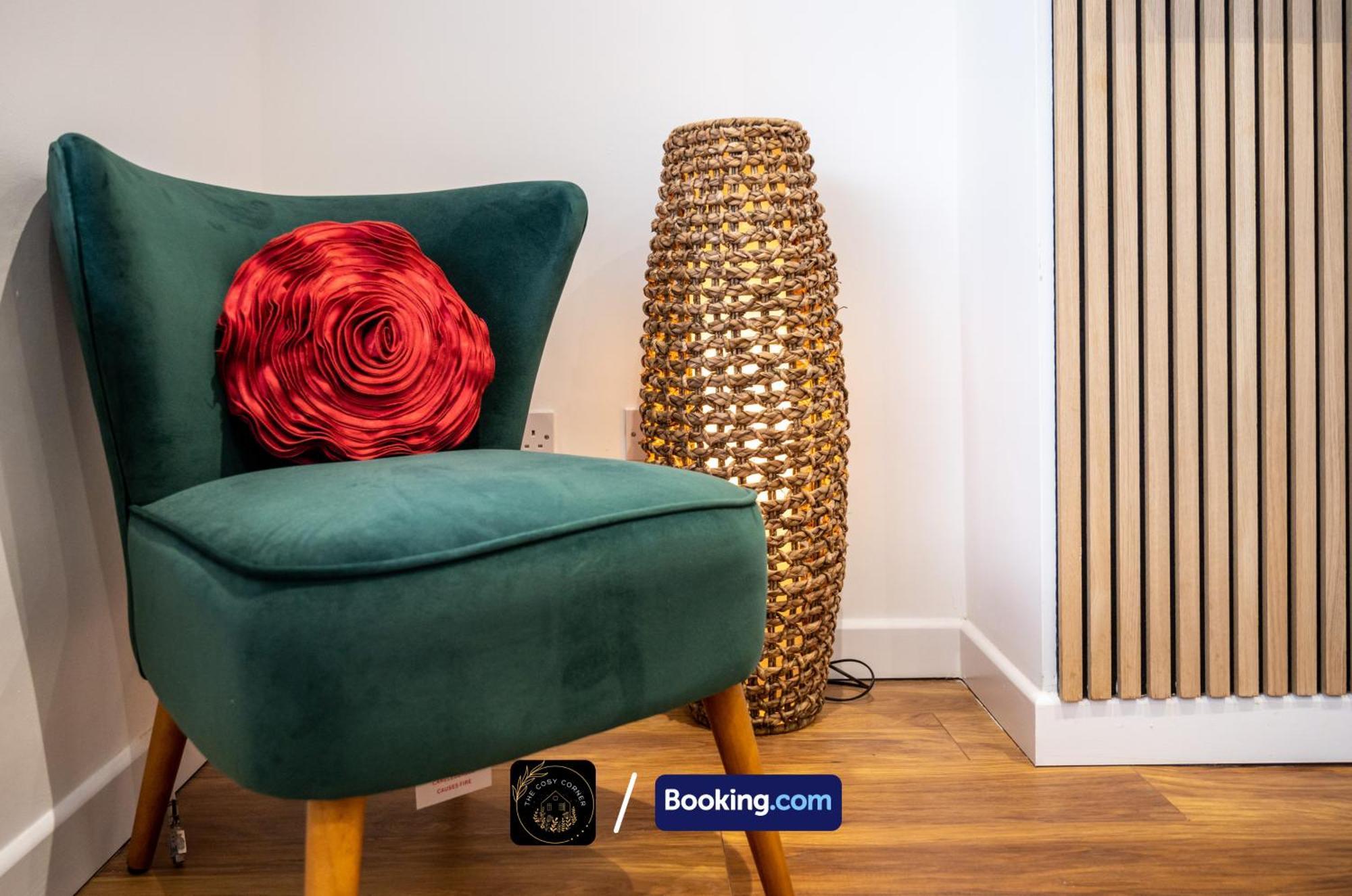 דירות מנצ'סטר Cosy 3-Bed House, Garden & Free Parking In Stretford מראה חיצוני תמונה