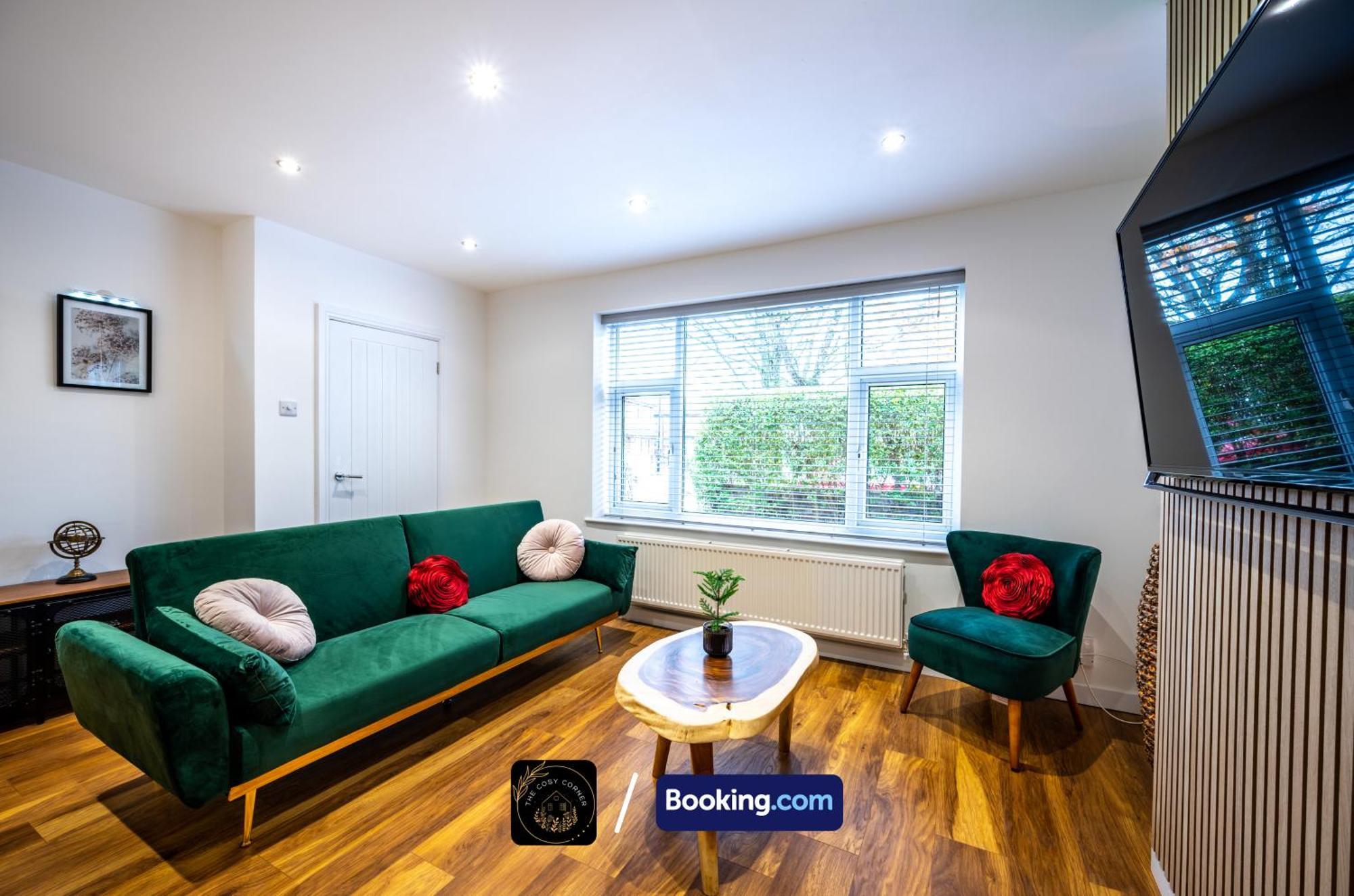 דירות מנצ'סטר Cosy 3-Bed House, Garden & Free Parking In Stretford מראה חיצוני תמונה
