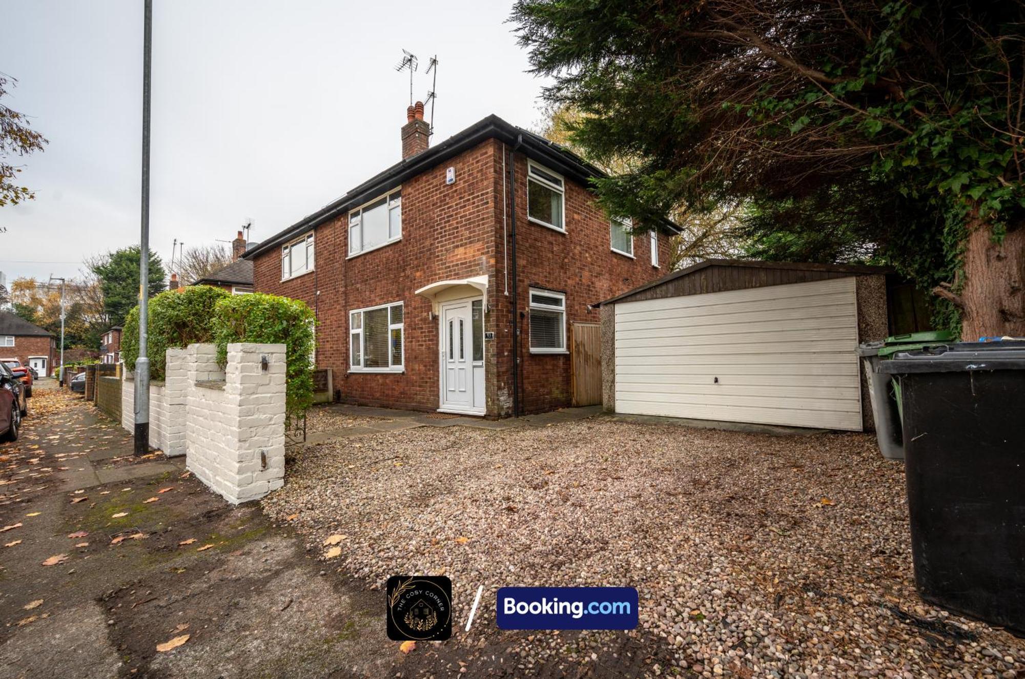 דירות מנצ'סטר Cosy 3-Bed House, Garden & Free Parking In Stretford מראה חיצוני תמונה